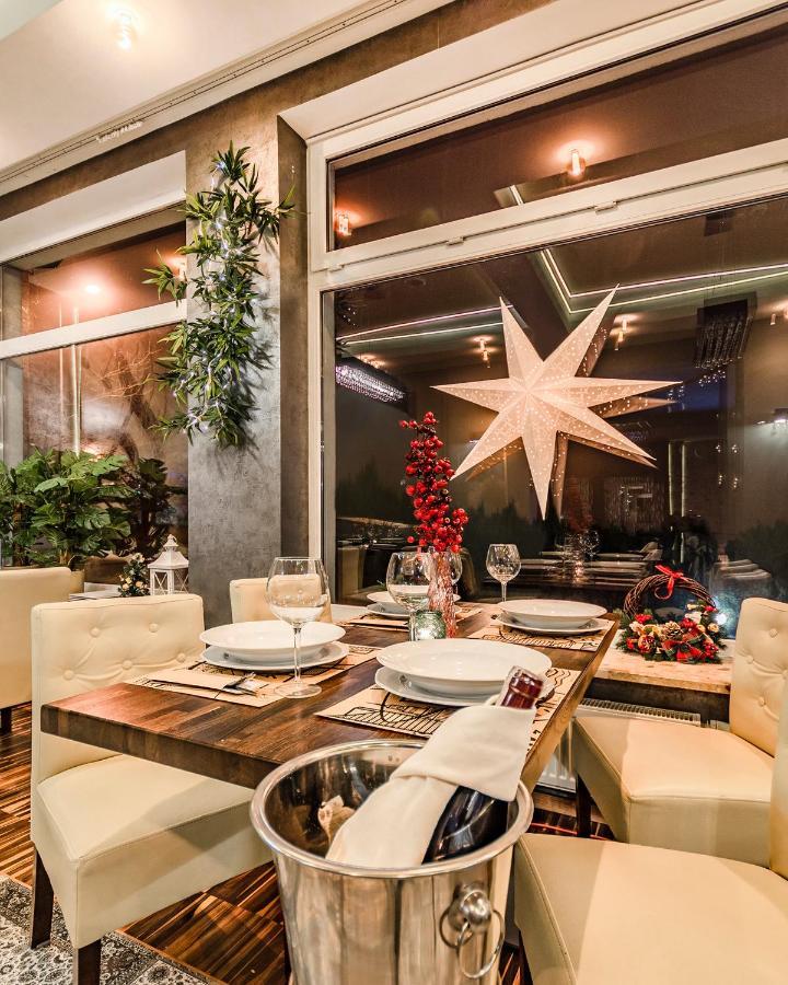 Hotel Zielonki Zielonki  Esterno foto